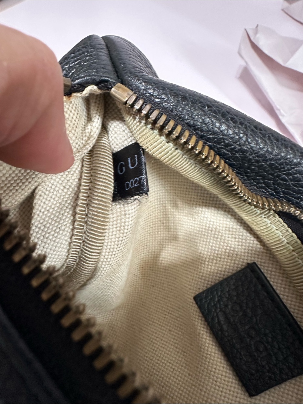 GUCCI ❤️🌟Black Leather Logo Web Belt Bag Small⭐️ - Picture 8 of 8